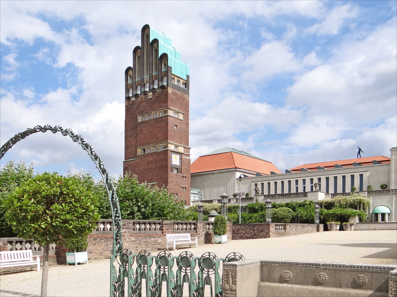 Der Hochzeitsturm auf der Mathildenhöhe in Darmstadt